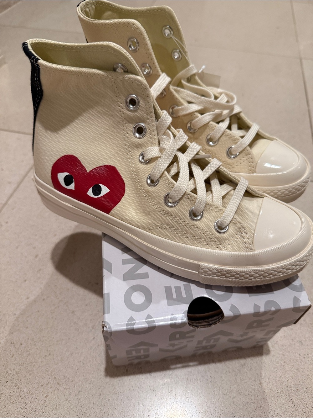 Comme des Garcons Womens High-Top Sneakers with Red Heart Graphic - Cream